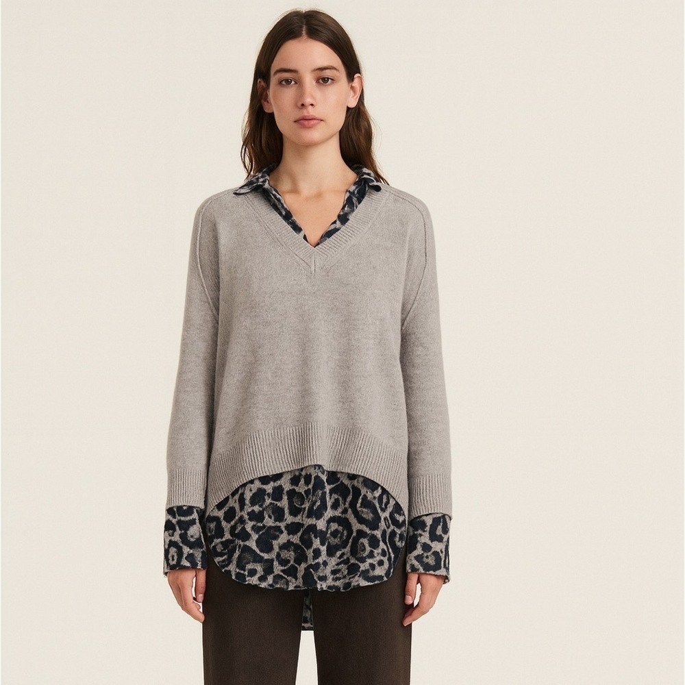 Brochu Walker taupe oversized wool cashmere sweater w/ leopard print collar cuff